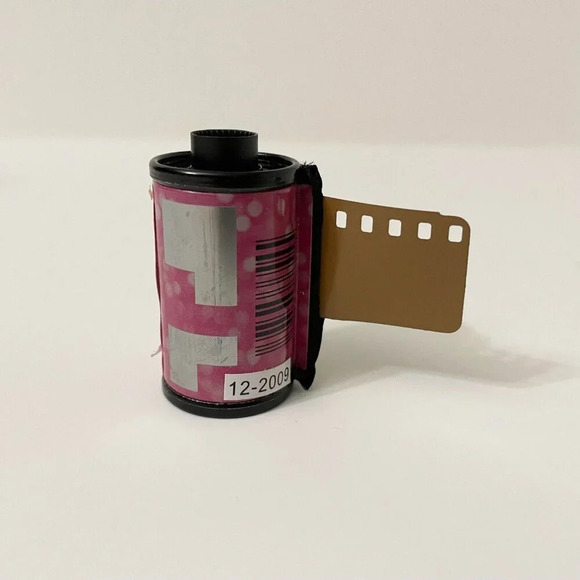 Bratz The Movie MGA Camera Flash And Film Toy - Picture 10 of 16